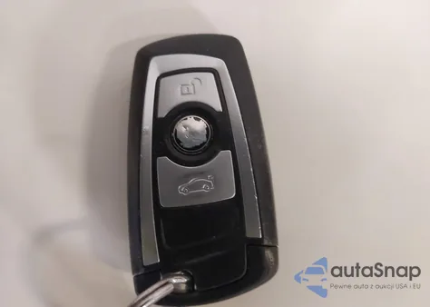 2013 BMW 328I xDrive из США, поврежденный, VIN WBA3B3C58DF534914